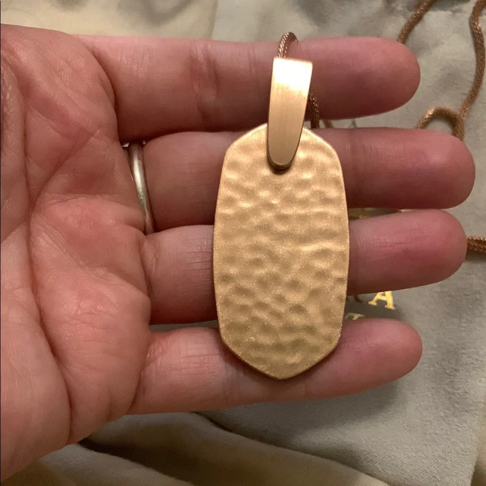 Kendra Scott Rose Gold Necklace - Picture 2 of 4